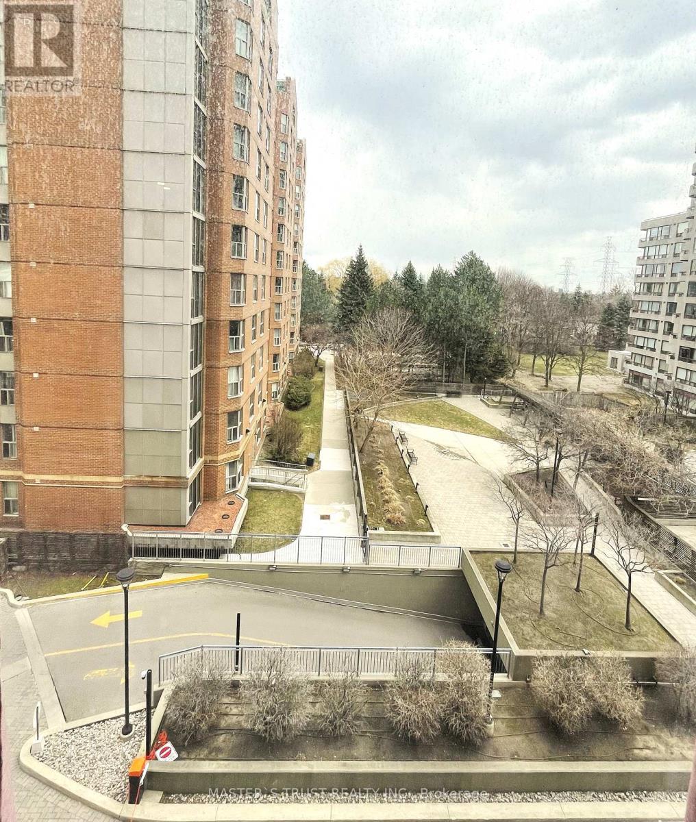 607 - 5791 Yonge Street, Toronto, Ontario  M2M 3T9 - Photo 17 - C12897894