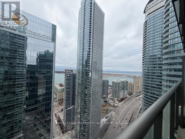 3709 - 55 Bremner Boulevard, Toronto, Ontario  M5J 0A6 - Photo 12 - C12962206