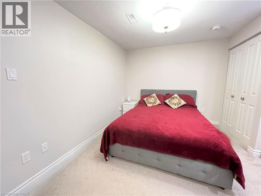 381 Vogel Place Unit# Lower, Waterloo, Ontario  N2L 5V8 - Photo 5 - 40818065