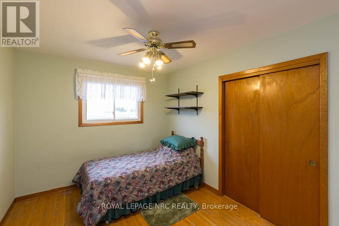 1 Heather Court, Welland, Ontario  L3C 4P6 - Photo 18 - X12961222