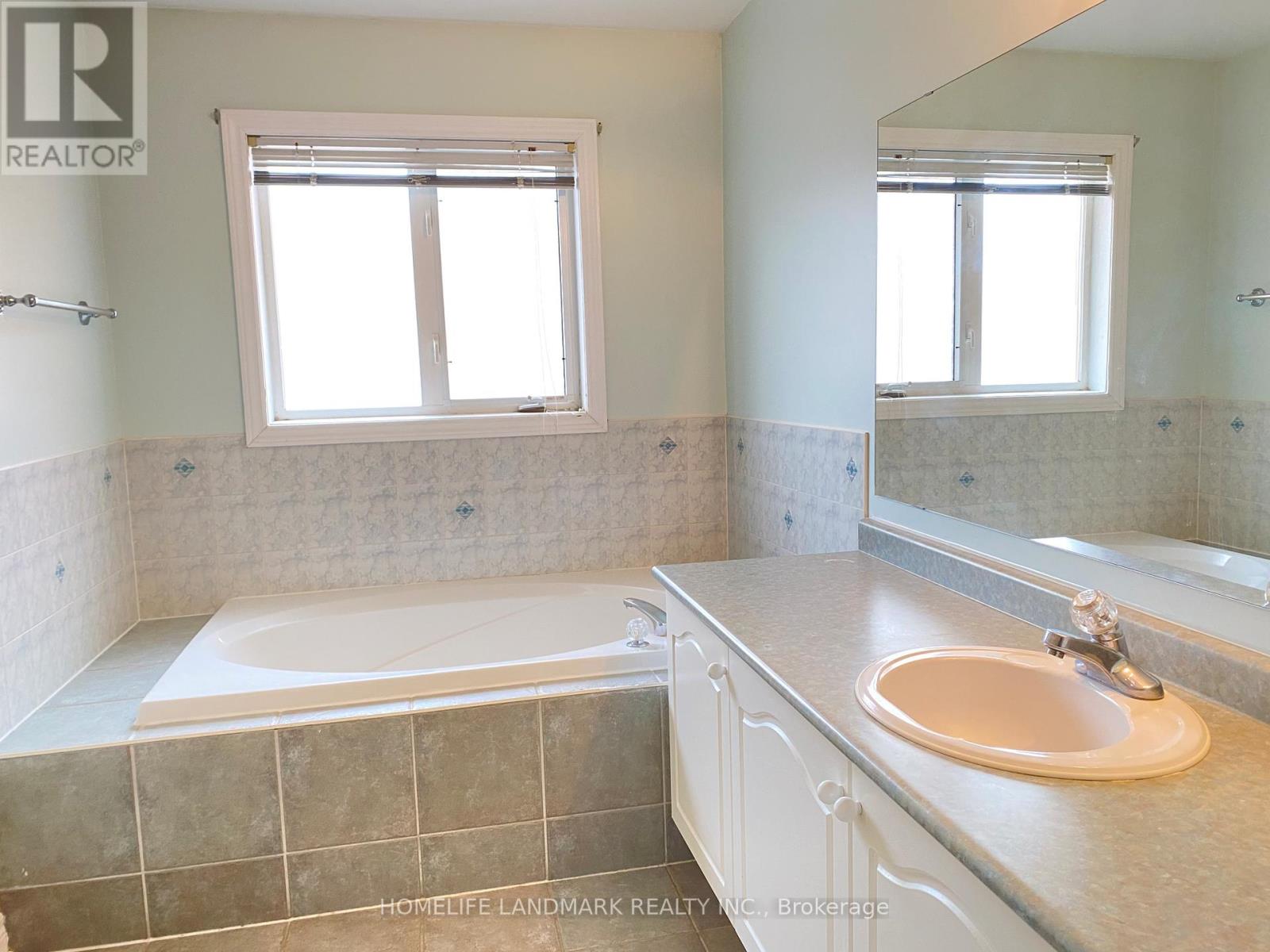 246 Kimono Crescent, Richmond Hill, Ontario  L4S 2A3 - Photo 14 - N12962208