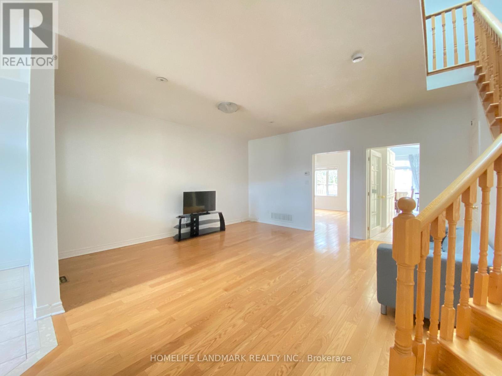 246 Kimono Crescent, Richmond Hill, Ontario  L4S 2A3 - Photo 2 - N12962208