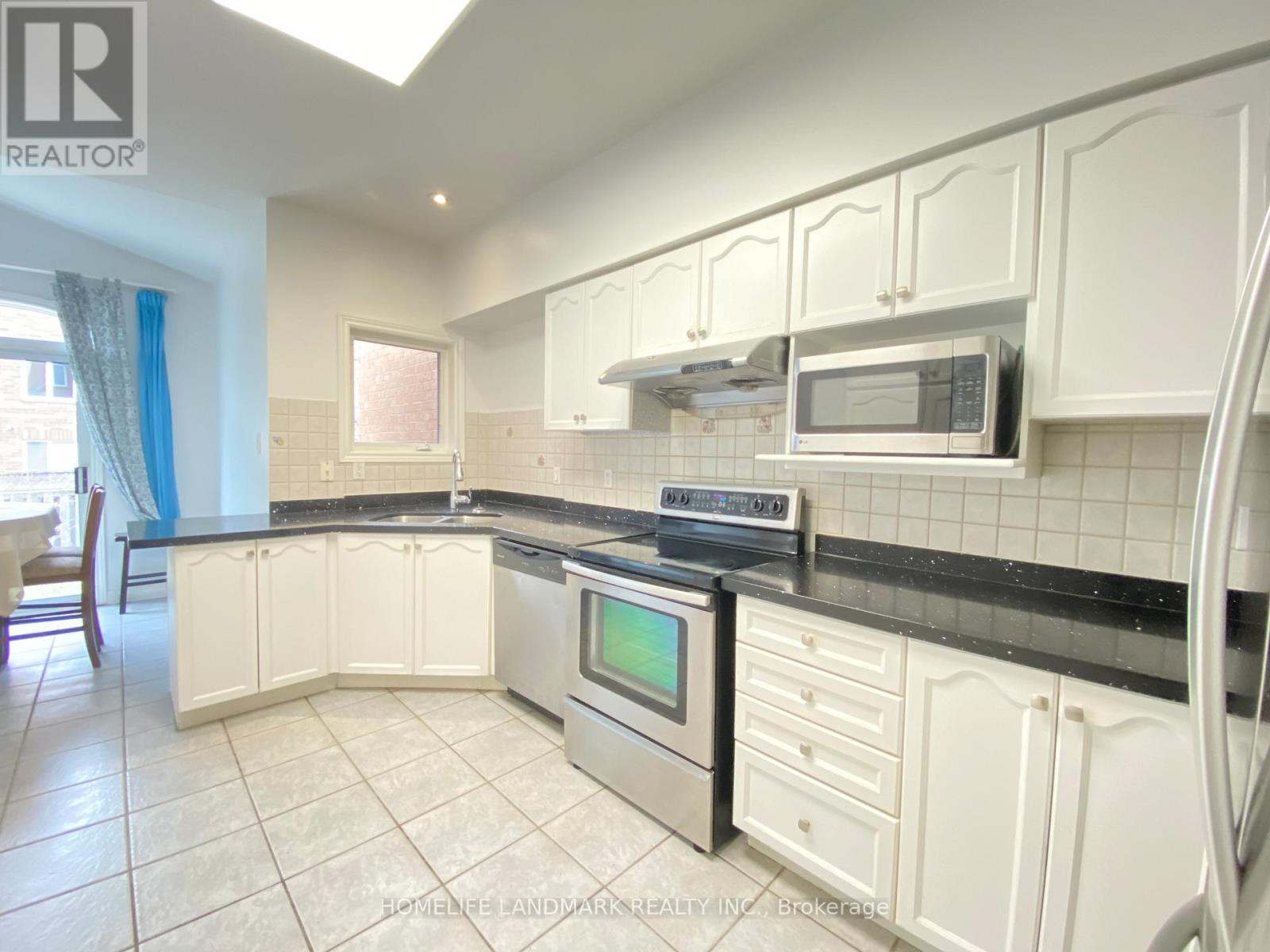 246 Kimono Crescent, Richmond Hill, Ontario  L4S 2A3 - Photo 8 - N12962208