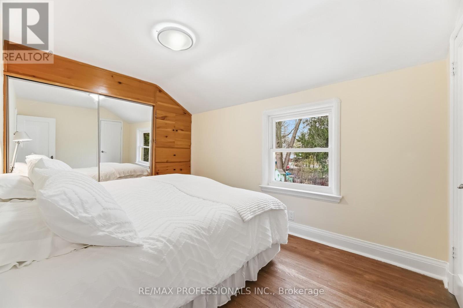 15 Twenty-Seventh Street, Toronto, Ontario  M8W 2X2 - Photo 23 - W12962196