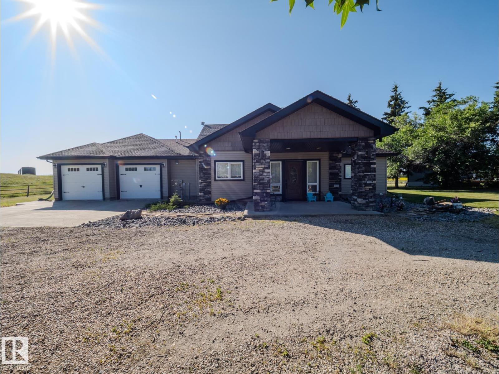 55415 Highway 777, Rural Lac Ste. Anne County, Alberta  T0E 1V0 - Photo 2 - E4480771