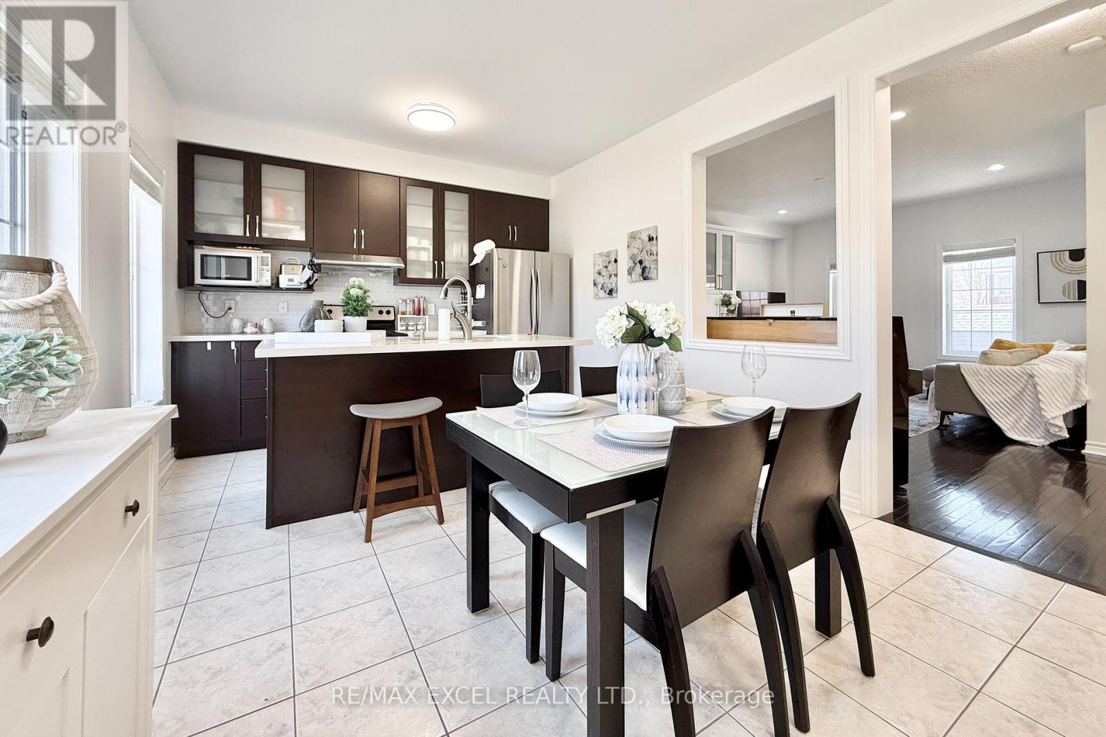 55 Vettese Court, Markham, Ontario  L6B 0V7 - Photo 15 - N12878932