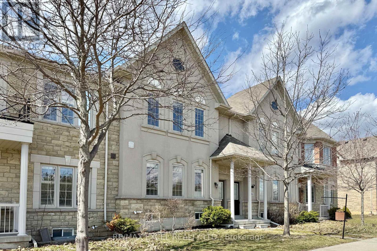 55 Vettese Court, Markham, Ontario  L6B 0V7 - Photo 3 - N12878932