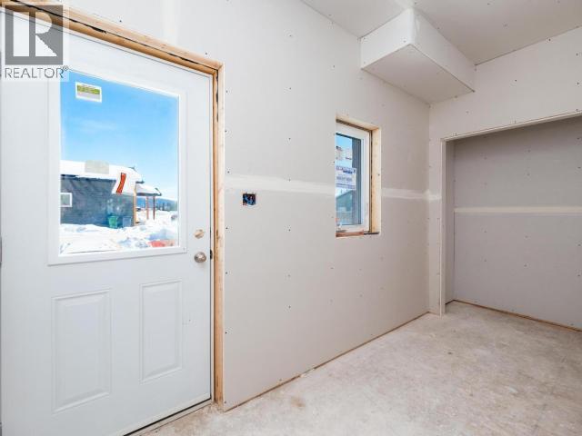 35 Wyvern Avenue, Whitehorse, Yukon  Y1A 0T6 - Photo 13 - 17147