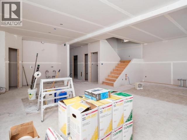 35 Wyvern Avenue, Whitehorse, Yukon  Y1A 0T6 - Photo 7 - 17147