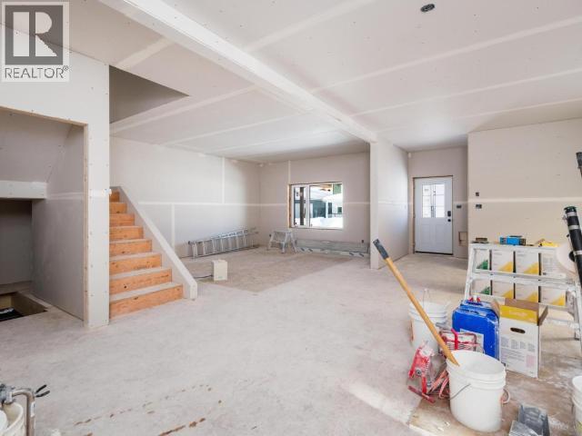 35 Wyvern Avenue, Whitehorse, Yukon  Y1A 0T6 - Photo 8 - 17147