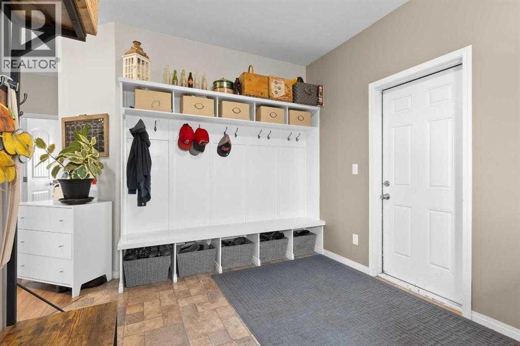 27138 Highway 27, Rural Mountain View County, Alberta  T4H 1P2 - Photo 15 - A2298318