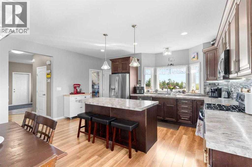 27138 Highway 27, Rural Mountain View County, Alberta  T4H 1P2 - Photo 10 - A2298318