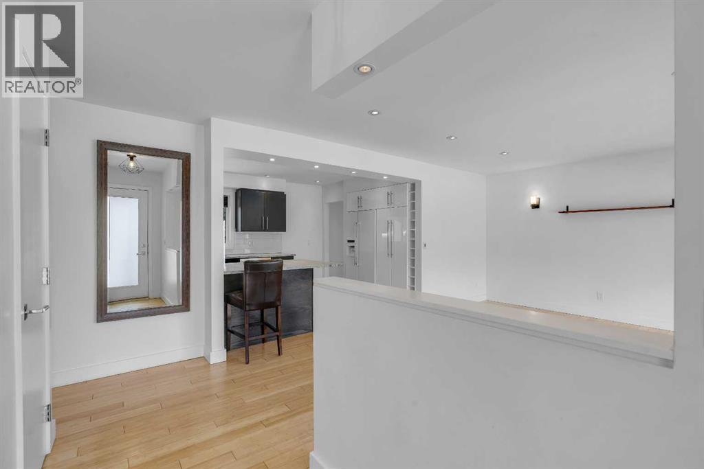 113 Langton Drive SW, Calgary, Alberta  T3E 5G1 - Photo 6 - A2295562