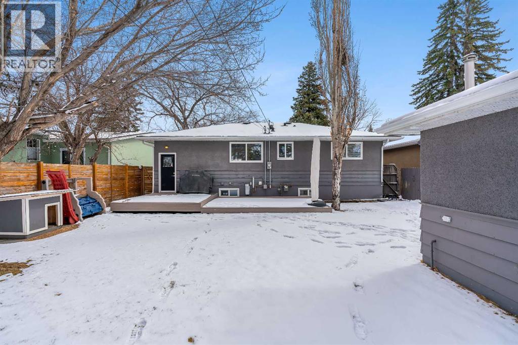 113 Langton Drive SW, Calgary, Alberta  T3E 5G1 - Photo 35 - A2295562