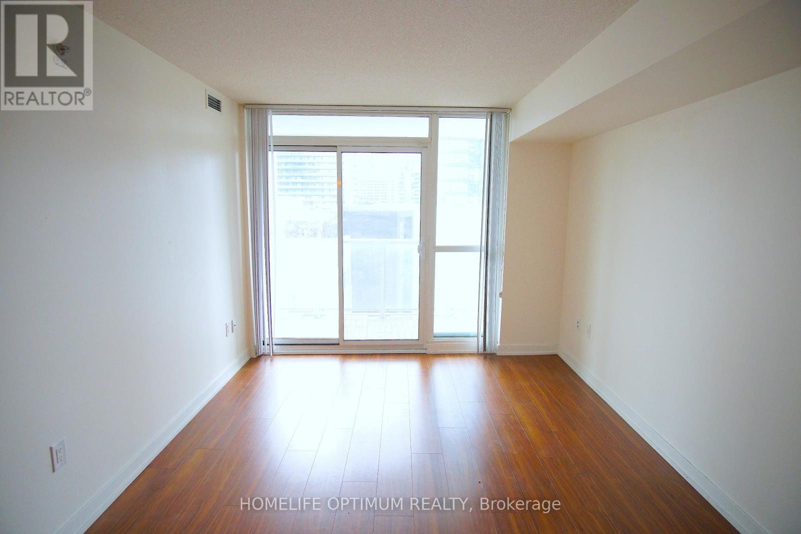 812 - 75 Queens Wharf Road, Toronto, Ontario  M5V 0J8 - Photo 2 - C12962218