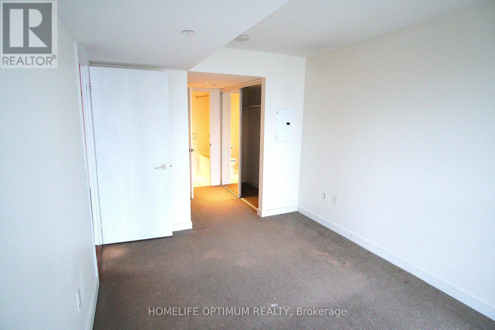 812 - 75 Queens Wharf Road, Toronto, Ontario  M5V 0J8 - Photo 8 - C12962218