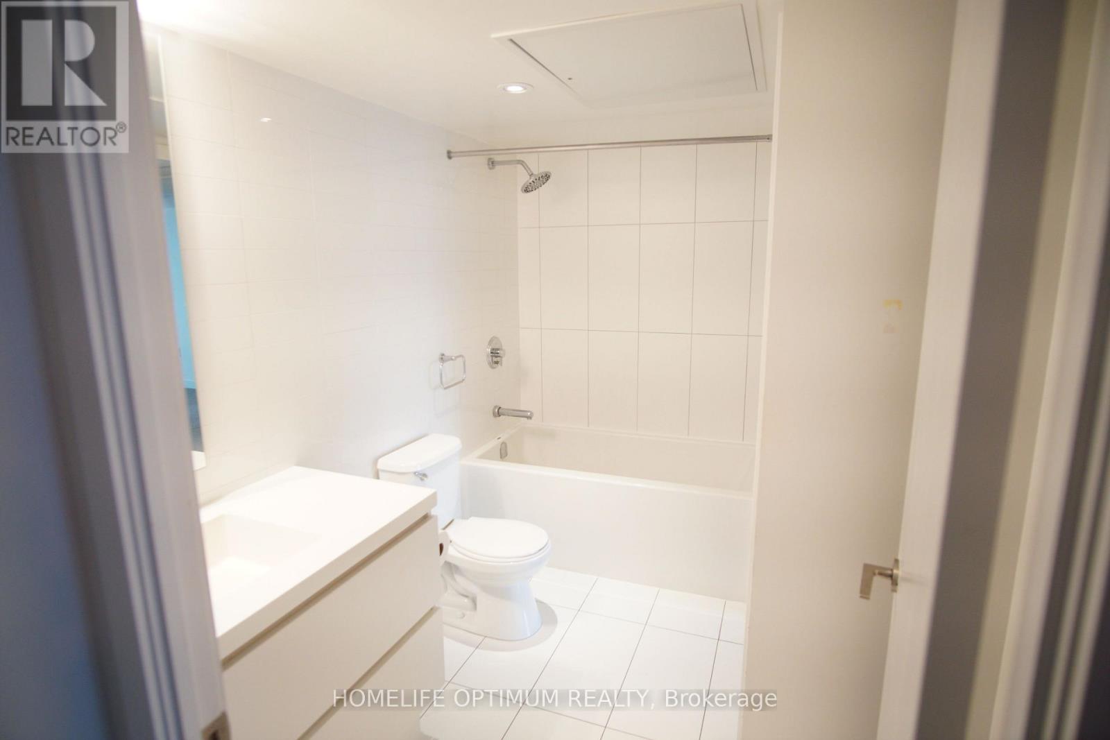 812 - 75 Queens Wharf Road, Toronto, Ontario  M5V 0J8 - Photo 9 - C12962218