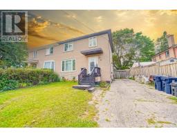 42 PIXLEY CRESCENT, Toronto, Ontario