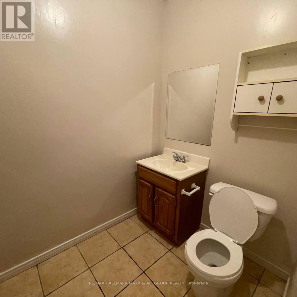 Unit B - 82 Sanford Street, Barrie, Ontario  L4N 3C5 - Photo 19 - S12920790