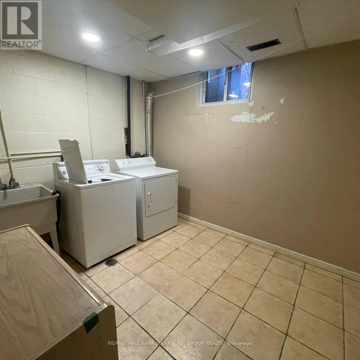 Unit B - 82 Sanford Street, Barrie, Ontario  L4N 3C5 - Photo 20 - S12920790