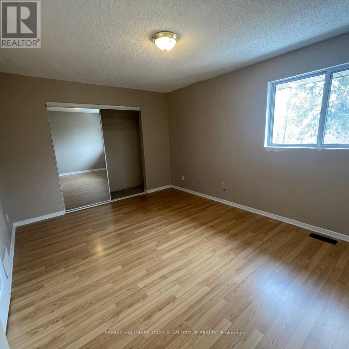 Unit B - 82 Sanford Street, Barrie, Ontario  L4N 3C5 - Photo 14 - S12920790
