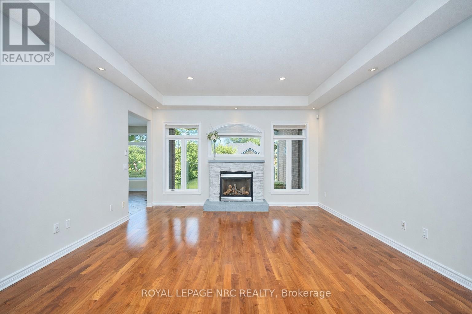 45 Timber Creek Crescent, Pelham, Ontario  L3E 0P3 - Photo 11 - X12957564