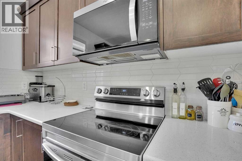 123 Carringham Road Nw, Calgary, Alberta  T3P 1V3 - Photo 14 - A2291820