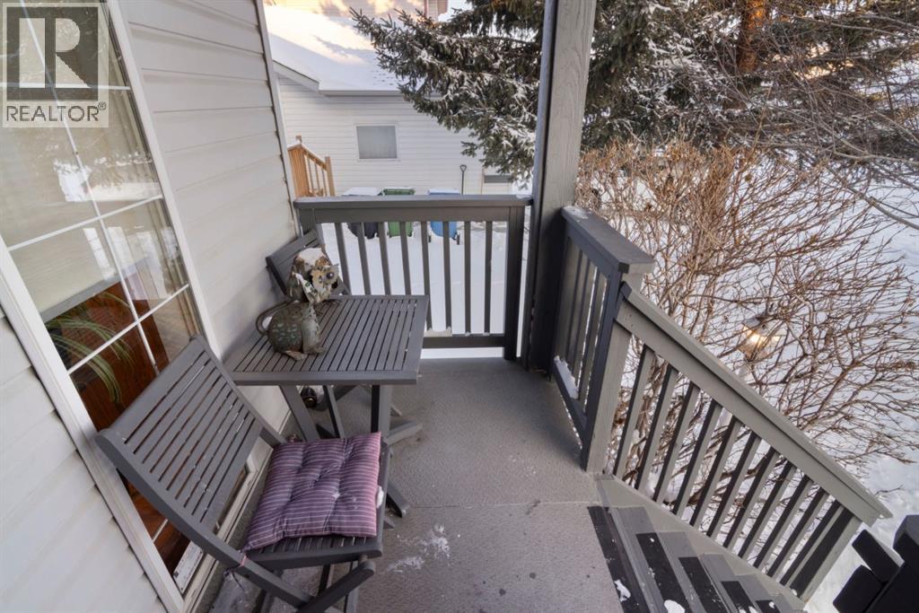 158 Saratoga Close NE, Calgary, Alberta  T1Y 7A1 - Photo 6 - A2298487