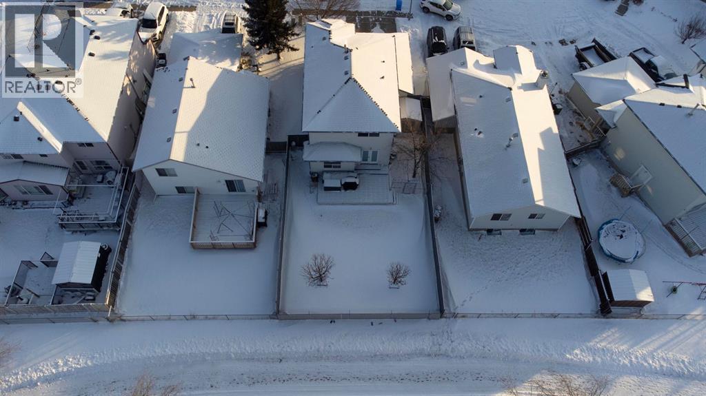 158 Saratoga Close NE, Calgary, Alberta  T1Y 7A1 - Photo 39 - A2298487