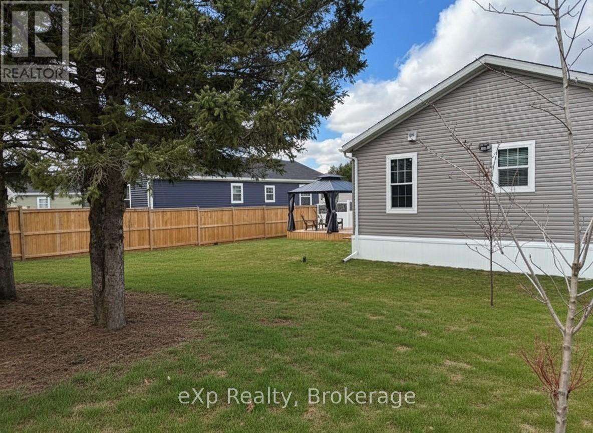 206 Spruce Drive, West Grey, Ontario  N0G 0C4 - Photo 6 - X12846222