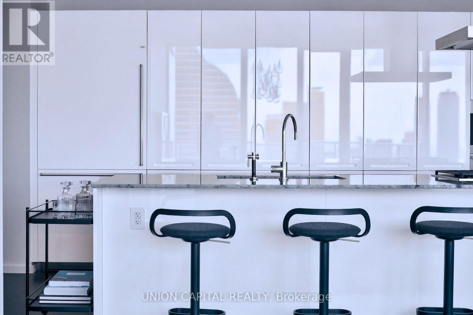 5508 - 180 University Avenue, Toronto, Ontario  M5H 0A2 - Photo 7 - C12959530