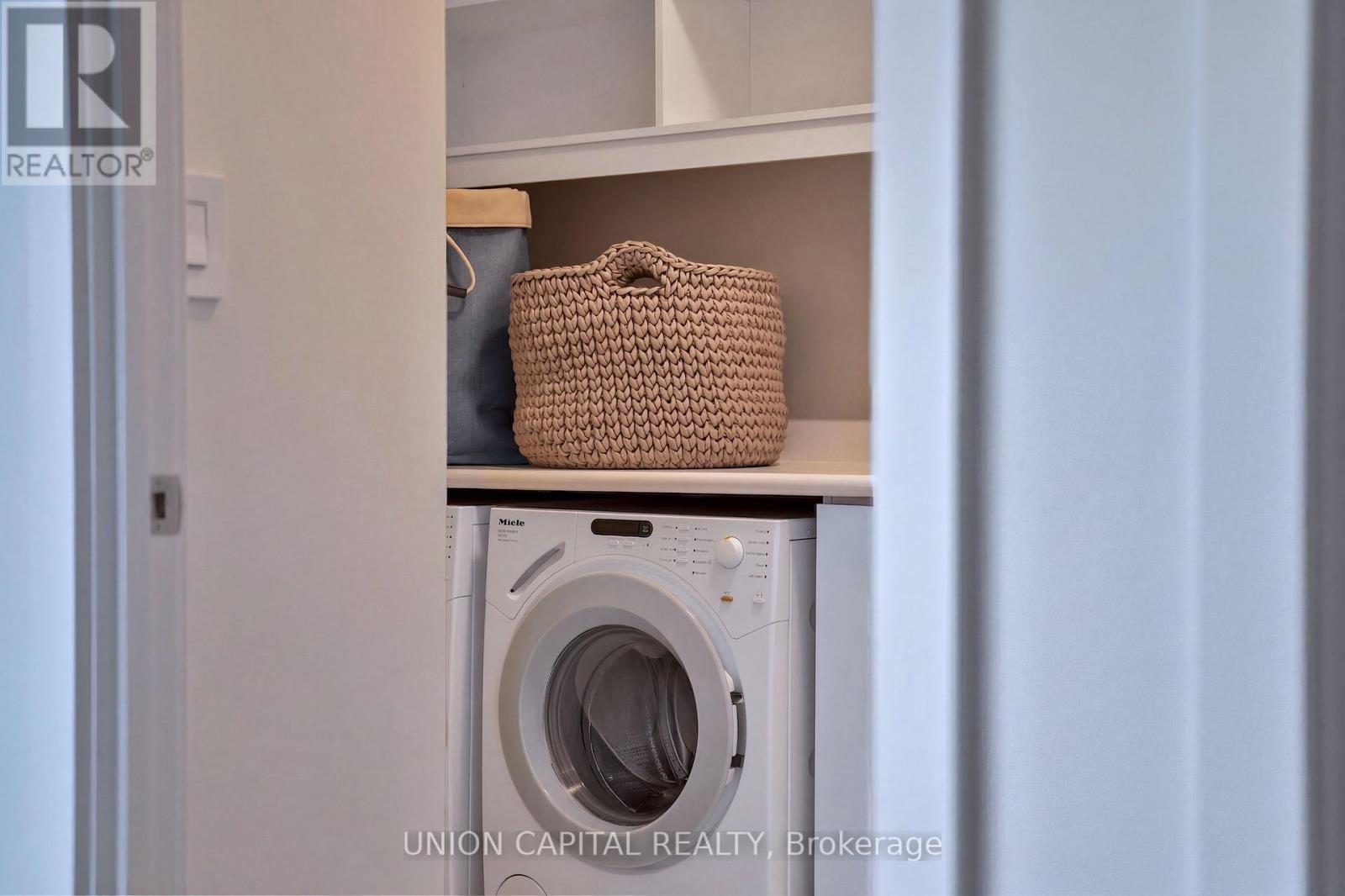 5508 - 180 University Avenue, Toronto, Ontario  M5H 0A2 - Photo 30 - C12959530