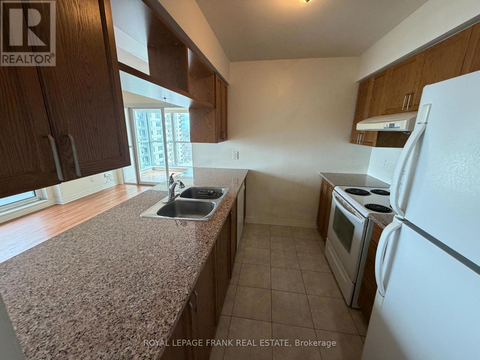 Unknown Address, ,     - Photo 4 - E12962264