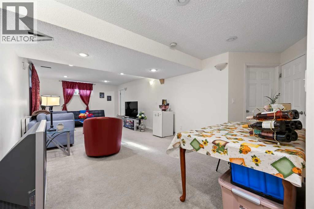 465 Panamount Boulevard Nw, Calgary, Alberta  T3K 5V1 - Photo 30 - A2299107