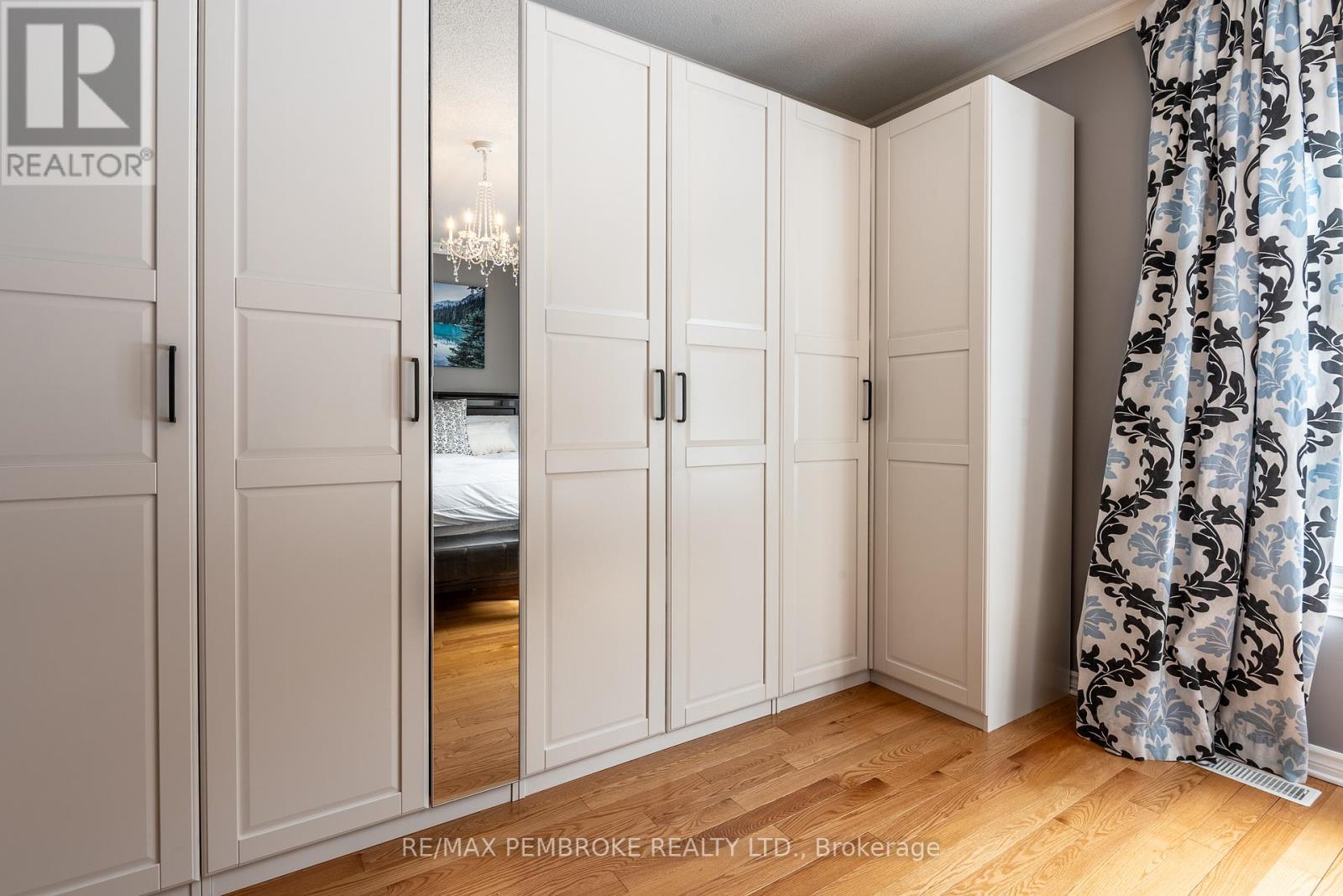 14 Bedard Boulevard, Petawawa, Ontario  K8H 0B7 - Photo 23 - X12962278