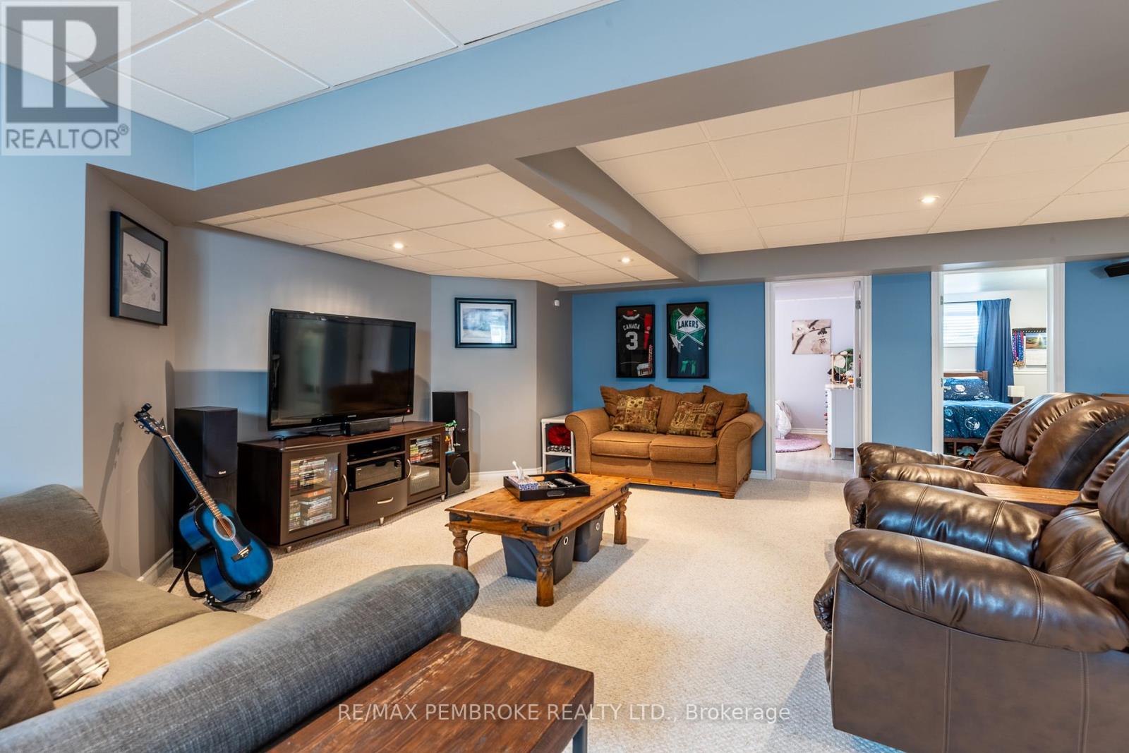 14 Bedard Boulevard, Petawawa, Ontario  K8H 0B7 - Photo 35 - X12962278