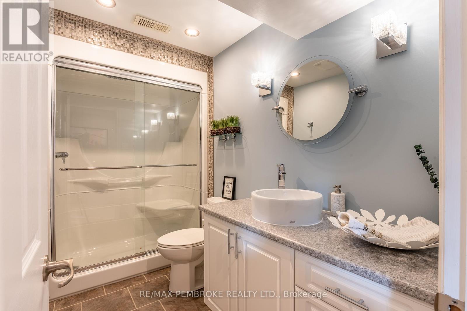 14 Bedard Boulevard, Petawawa, Ontario  K8H 0B7 - Photo 40 - X12962278