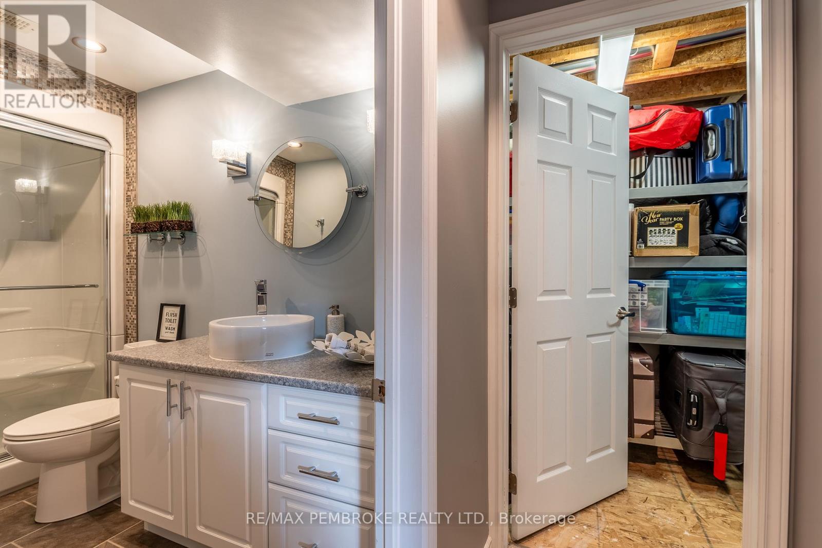 14 Bedard Boulevard, Petawawa, Ontario  K8H 0B7 - Photo 41 - X12962278