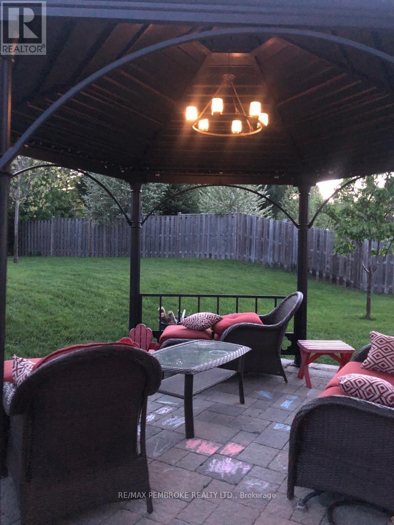 14 Bedard Boulevard, Petawawa, Ontario  K8H 0B7 - Photo 46 - X12962278