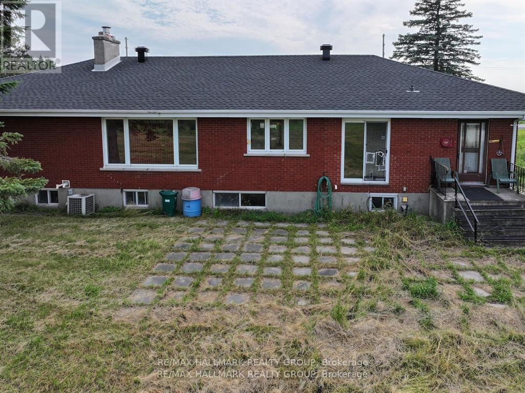 6050 Old Richmond Road, Ottawa, Ontario  K0A 2Z0 - Photo 29 - X12962258