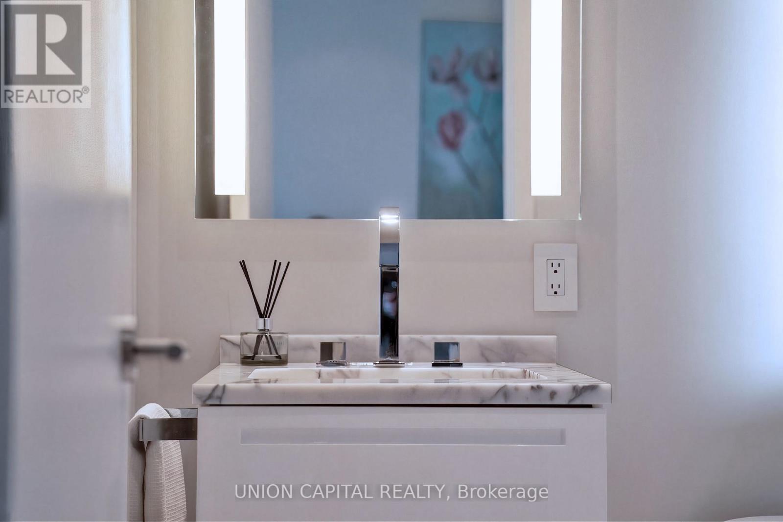 5508 - 180 University Avenue, Toronto, Ontario  M5H 0A2 - Photo 29 - C12959530