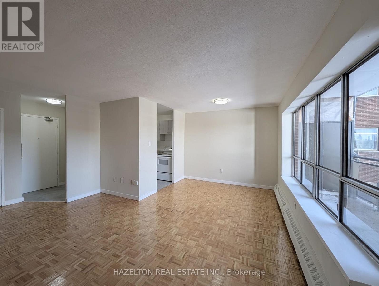 521 - 1901 Martin Grove Road, Toronto, Ontario  M9V 3T1 - Photo 2 - W12818096