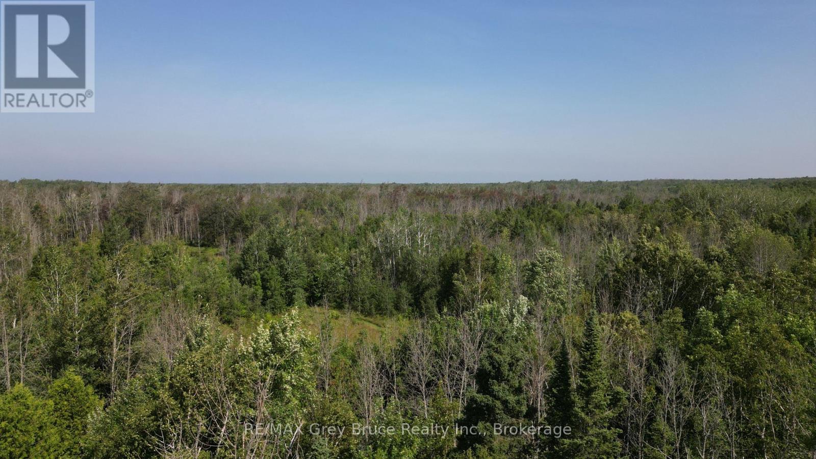 127 Maple Drive, Northern Bruce Peninsula, Ontario  N0H 1Z0 - Photo 10 - X12962284