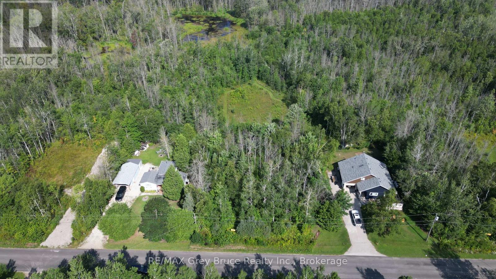 127 Maple Drive, Northern Bruce Peninsula, Ontario  N0H 1Z0 - Photo 12 - X12962284