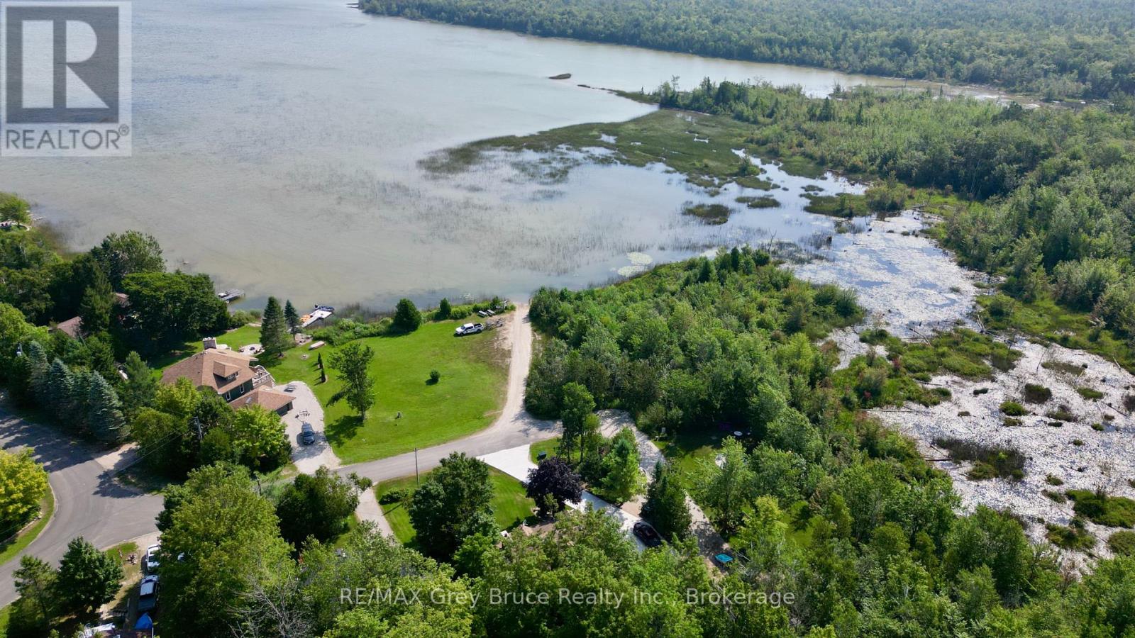 127 Maple Drive, Northern Bruce Peninsula, Ontario  N0H 1Z0 - Photo 13 - X12962284
