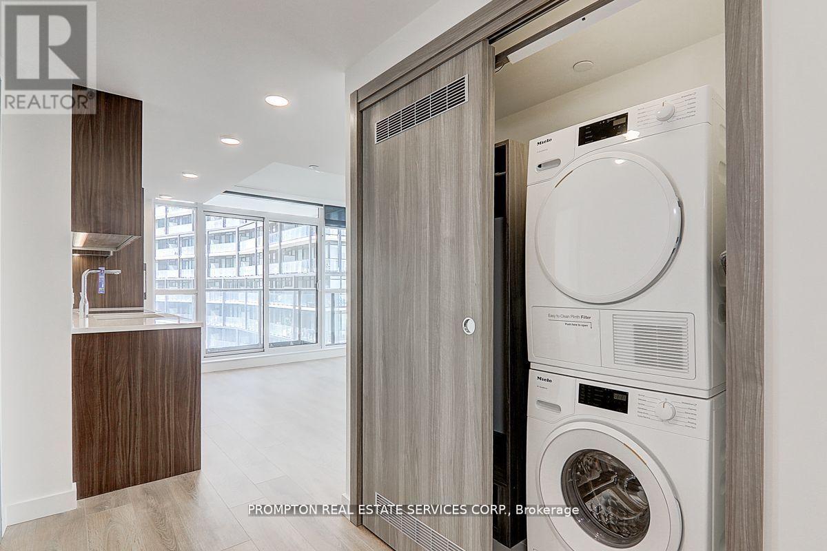 1111 - 38 Widmer Street, Toronto, Ontario M5V 2E9 - Photo 3 - C12962280