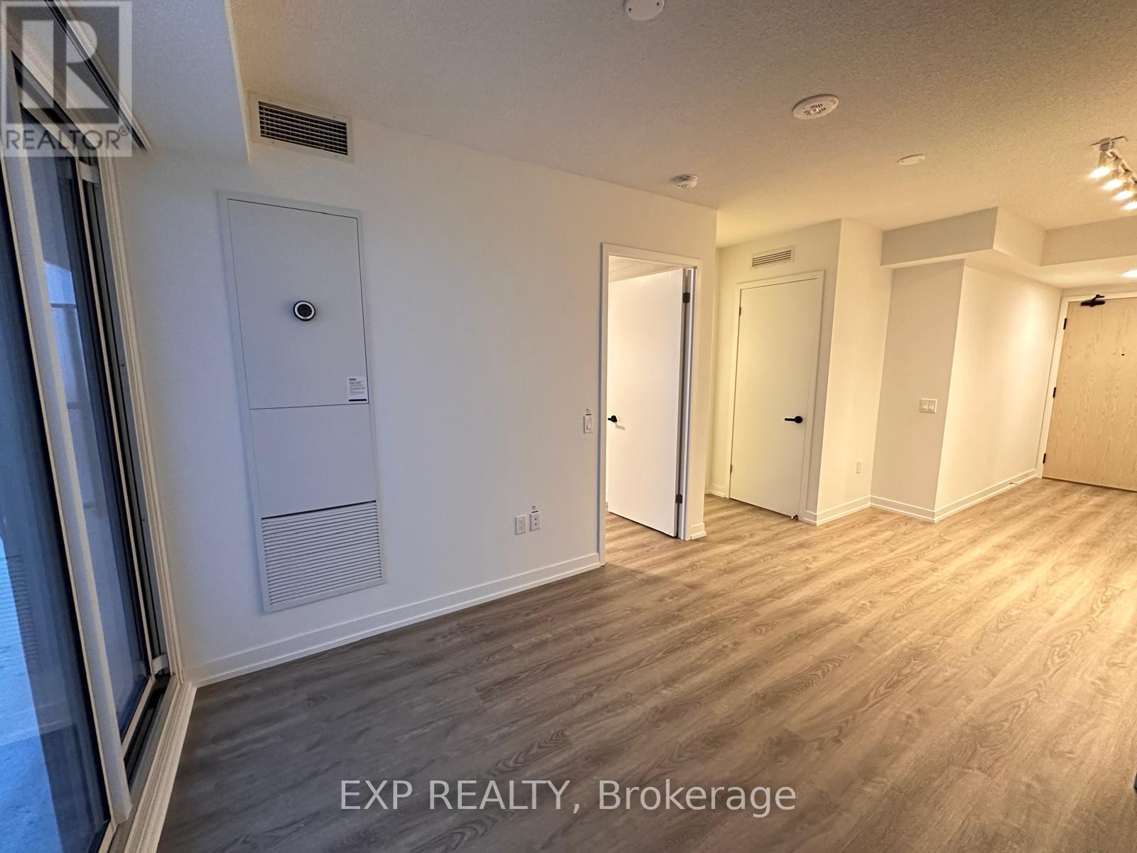 708 - 195 Commerce Street, Vaughan, Ontario  L4K 5Z7 - Photo 19 - N12962244