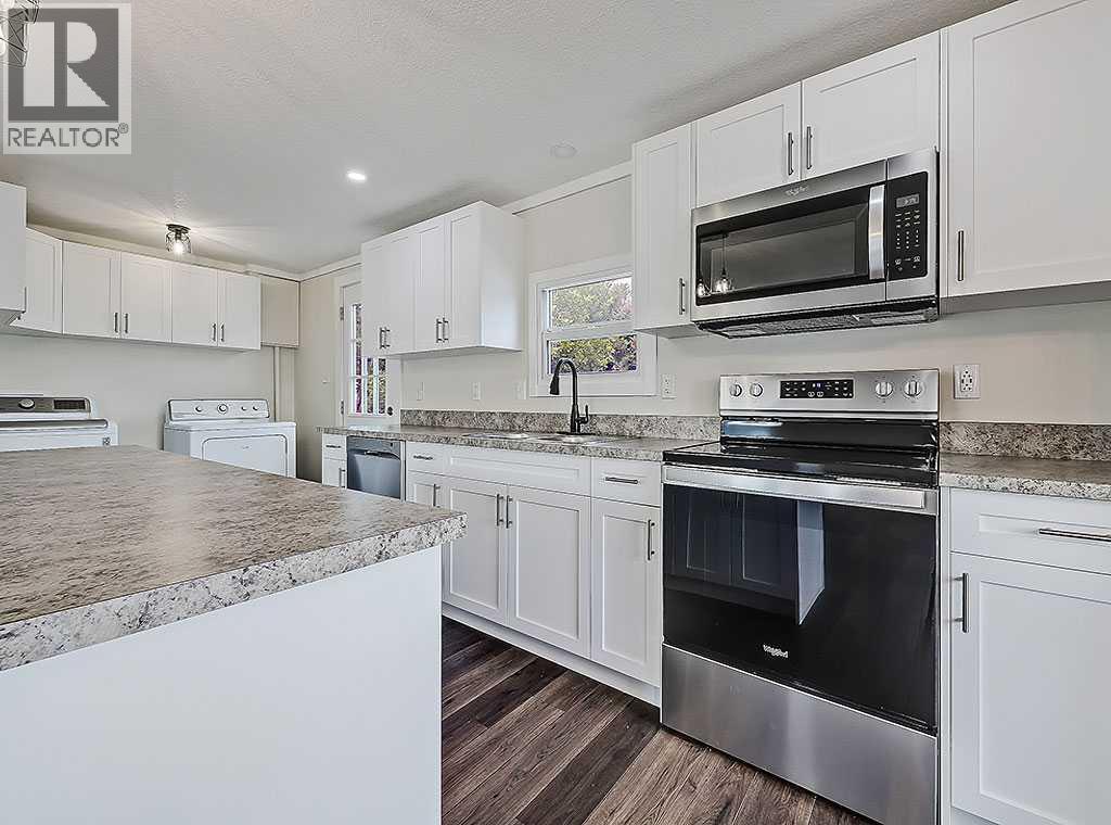 130 Sunset Way Ne, High River, Alberta  T1V 1J4 - Photo 7 - A2268790