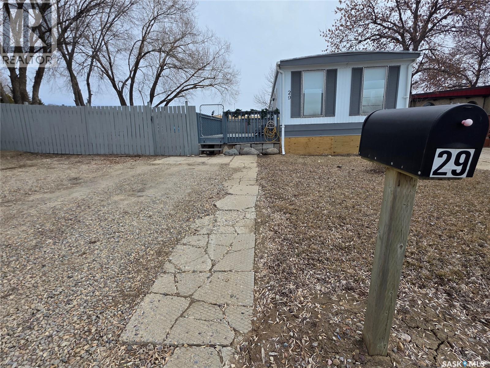 29 701 11th Avenue Nw, Swift Current, Saskatchewan  S9H 4M5 - Photo 34 - SK031585