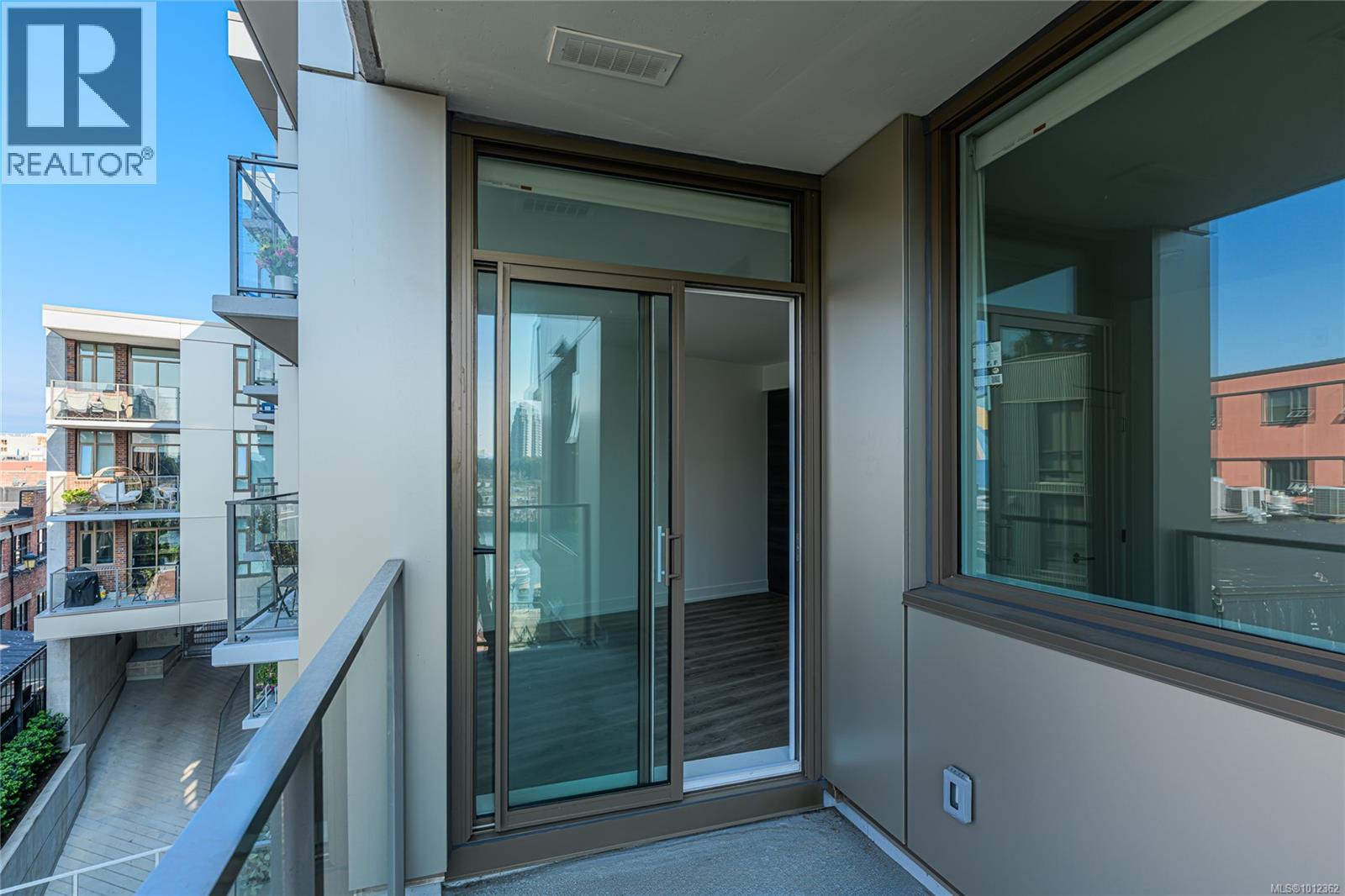 715 1628 Store St, Victoria, British Columbia  V8W 0H1 - Photo 16 - 1012362